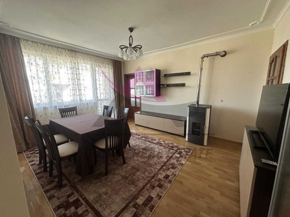 Дава се под наем Тристаен апартамент в Варна, Виница - 110 кв.м за 625 € - Снимка #1