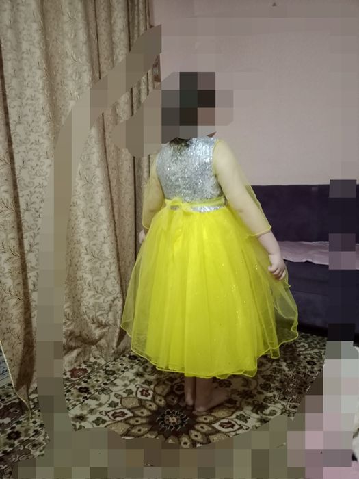 Продам платье для девочки