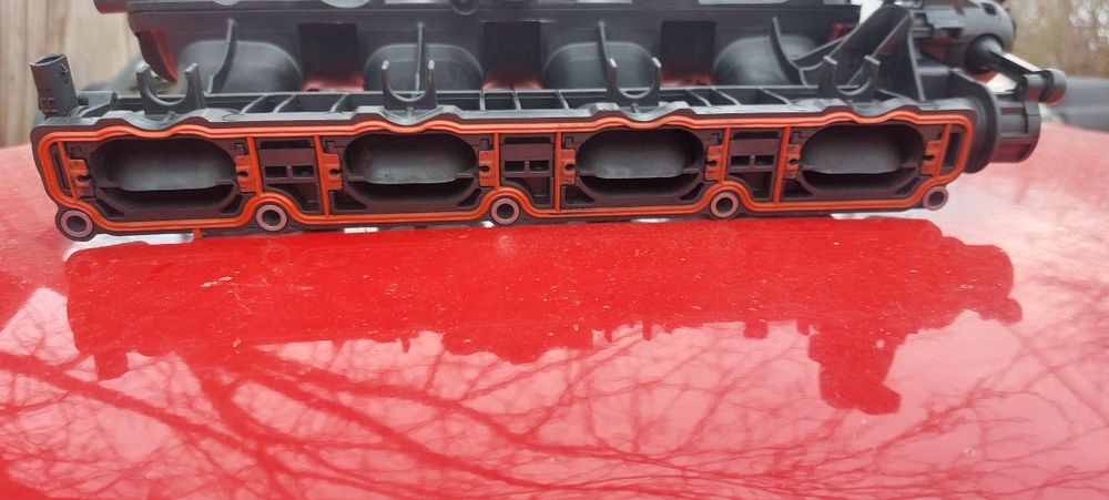 Всмукателен колектор 2.0 TFSI