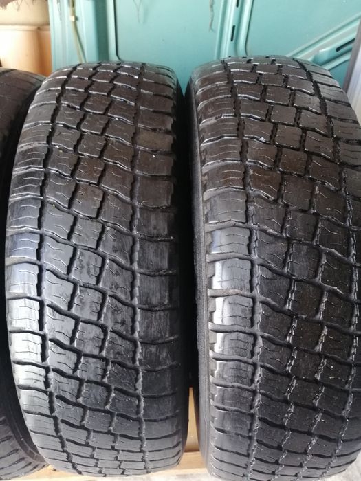 Продам шины  225/75/R16