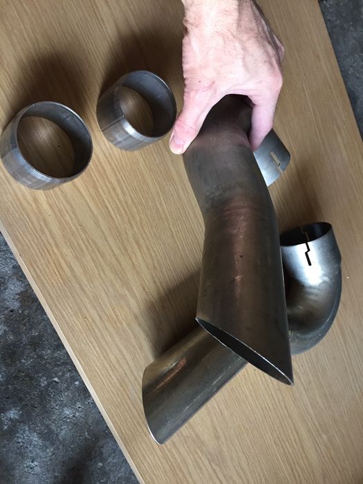 Трубы насадки на глушитель Туарег