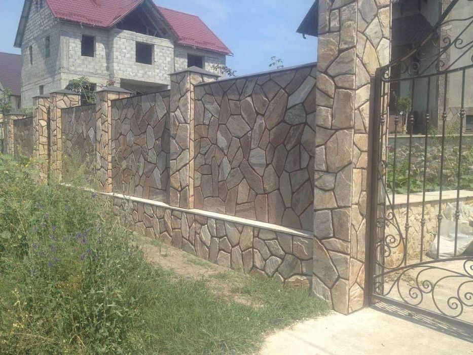 Amenajare interioara, pavaj cu piatra