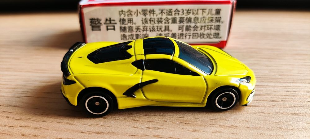 Tokara Tomy - Chevrolet Corvette