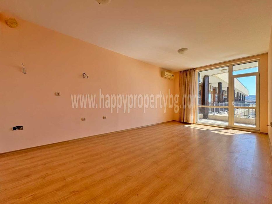 Продава се Двустаен апартамент в Свети Влас - 82 кв.м за 1403 €/кв.м - Снимка #1