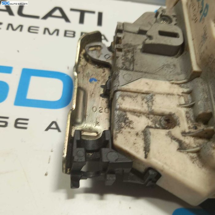 Broasca Incuietoare Usa Portiera Dreapta Spate Audi Q5 2009 - 2012 Cod 8K0839016 [2110]