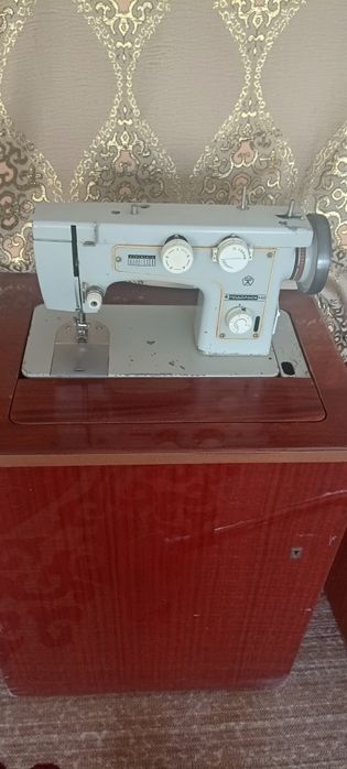 Tikuv mashinasi ishlidi holati yahshi
