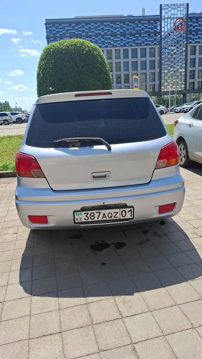 Продам срочно машина