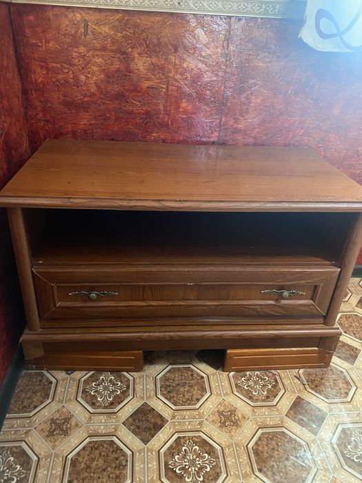 Тумба продам в хорошем состояние