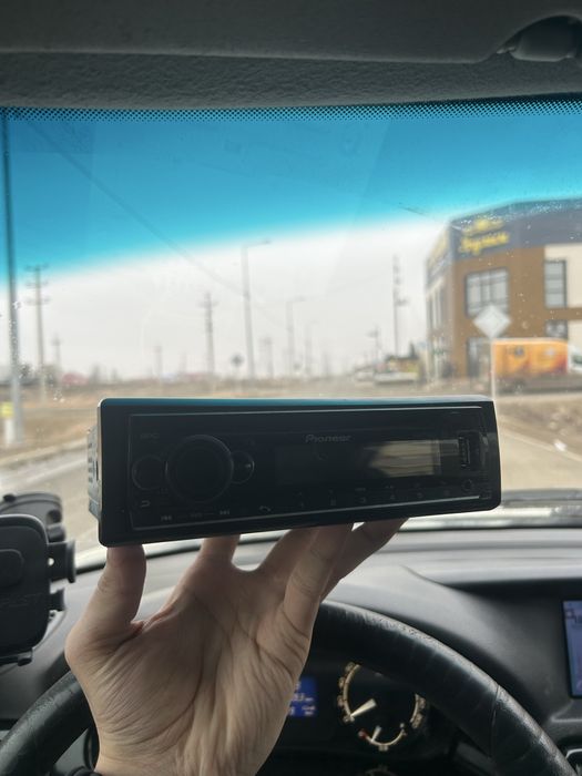 Магнитафон pioneer DEH-S5250BT