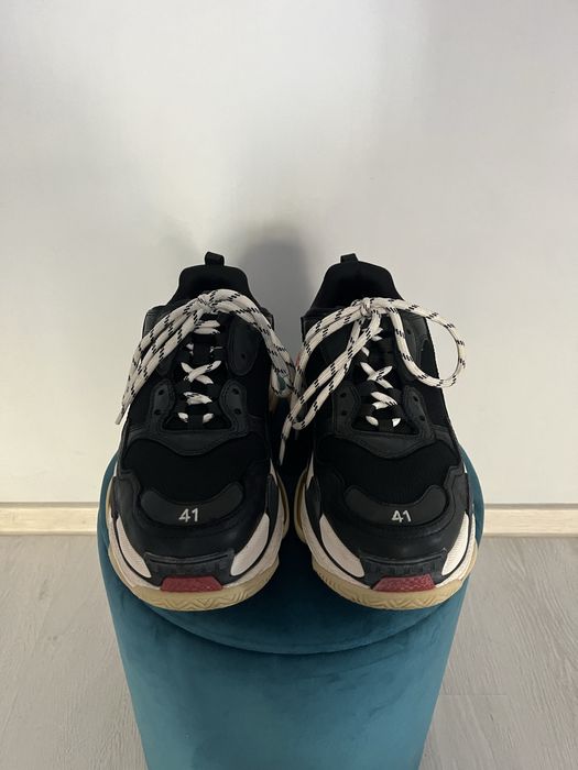 Balenciaga Triple S Black White Red mărimea 41