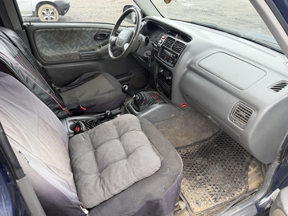 Suzuki Grand vitara 2.0 benzina 128 cp proprietar