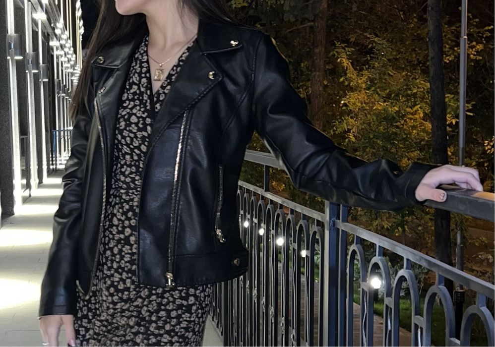 Продам кожаную куртку