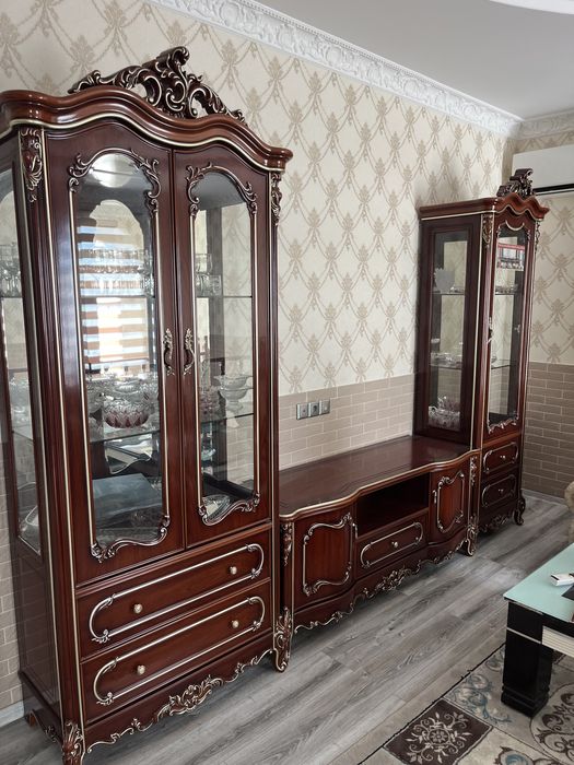 шкаф-витрина •Гарнитур для зала