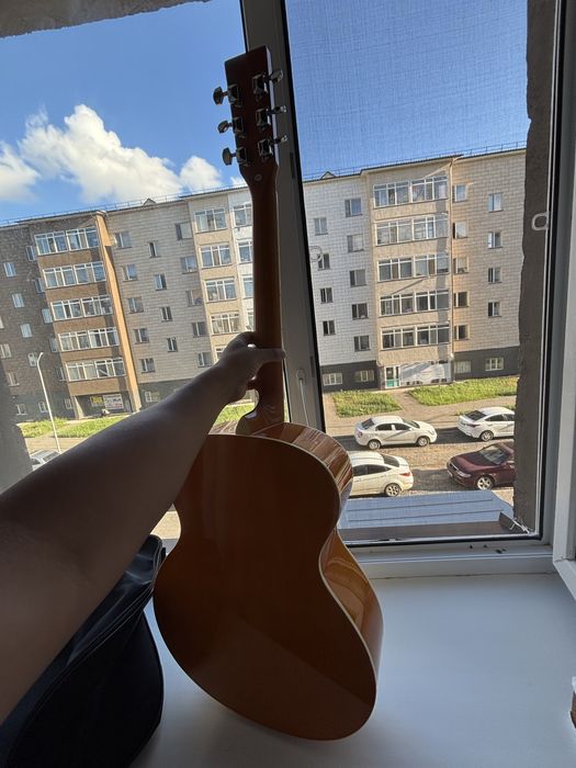Продается гитара ,гитара сатылады