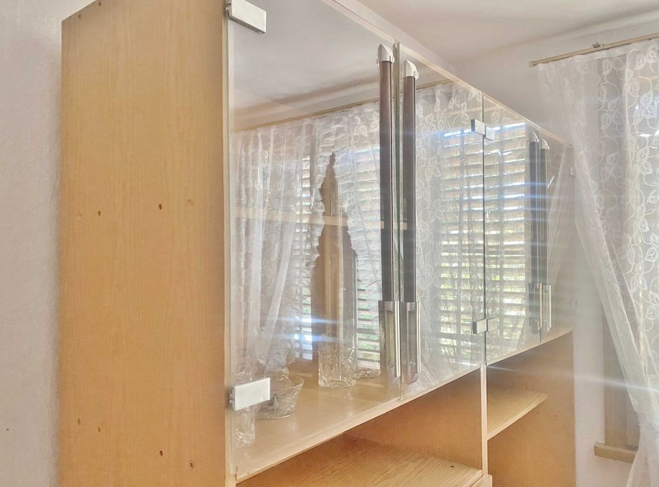 Цена - 40€. Два Компактни Модула за Дневна стая в цвят Млечен Дъб/Бук