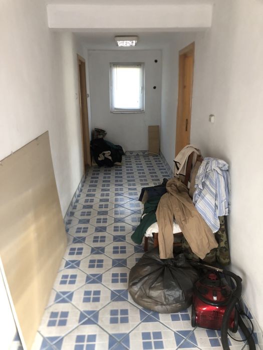 Vand casa 5camere bucatarie vara beci magazie teren