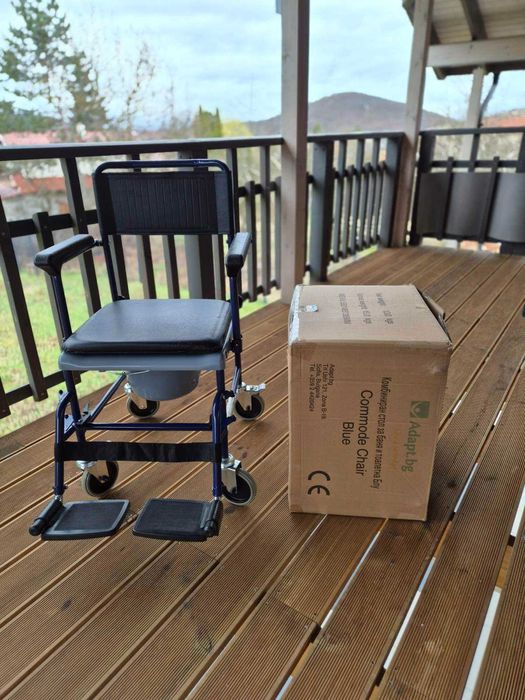 Комбиниран стол за баня и тоалетна