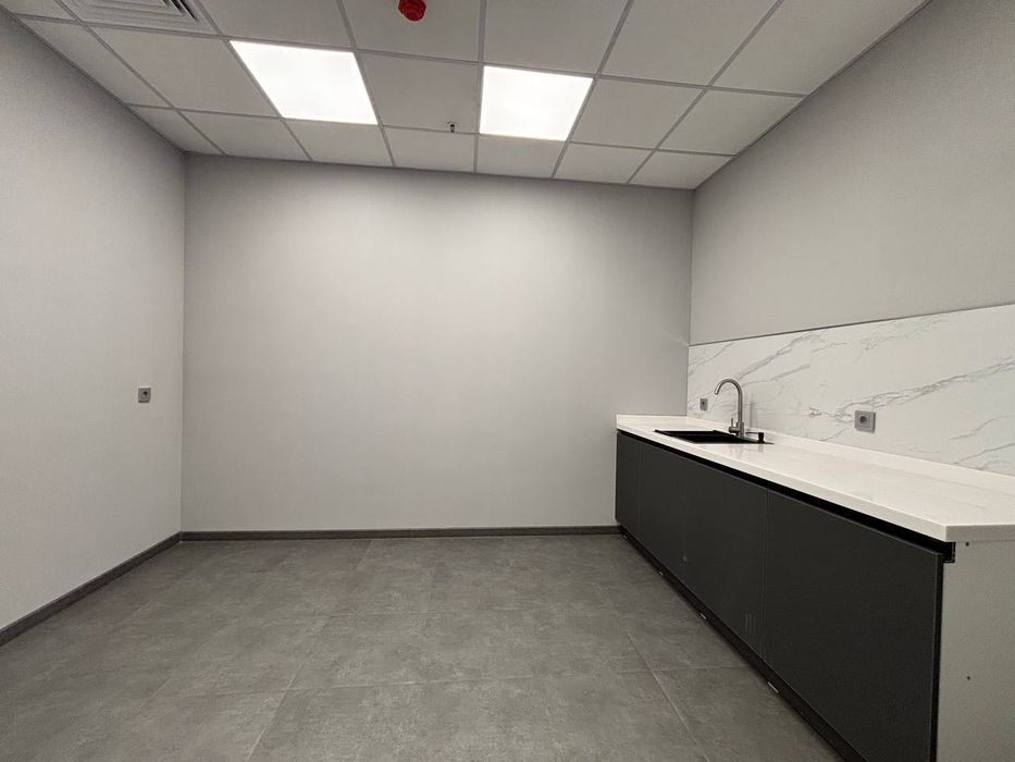 Сдаётся офис в бизнес центре, Алайский 432м2