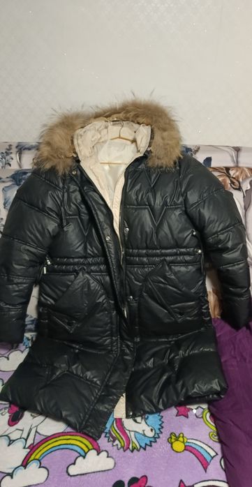 Продам зимний пуховик