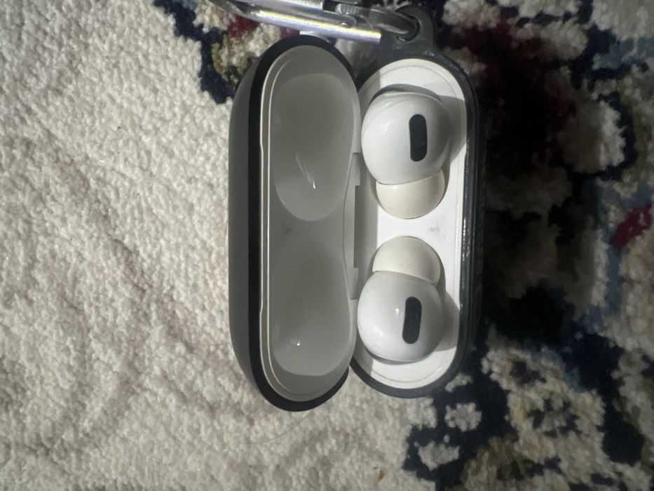 Airpods 3 orginal sotiladi