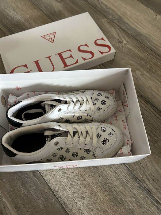 Guess  дамски маратонки