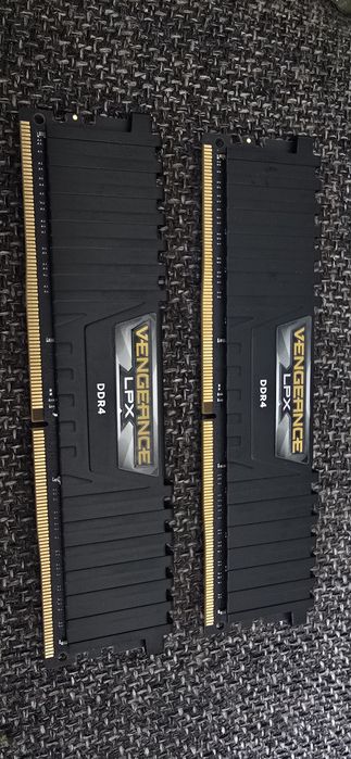 Memorie Ram Corsair Vengeance LPX Kit 32GB  DDR4 3200MHz CL16