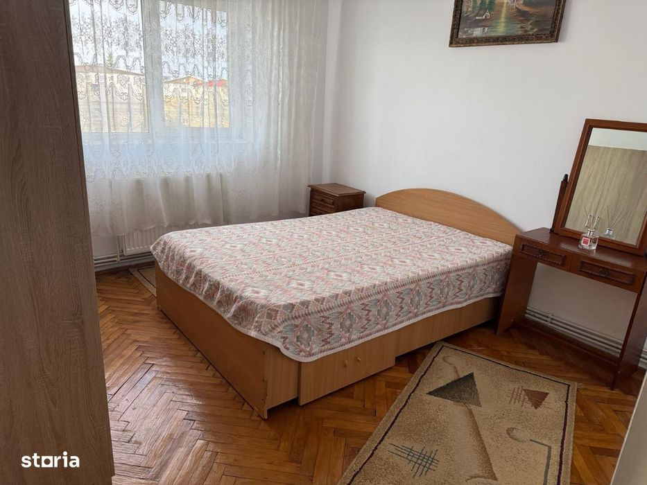 Inchiriere apartament 2 camere, mobilat, Targoviste, micro 9