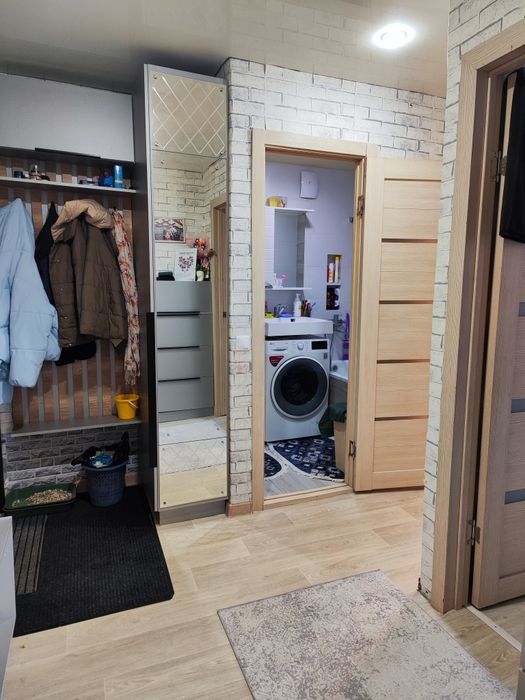 Продам 2 комнатную квартиру