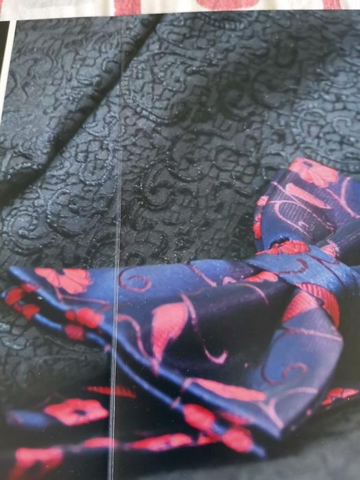 Costum mire purtat câteva ore