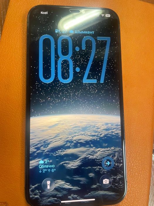 IPhone 12 pro max с документами