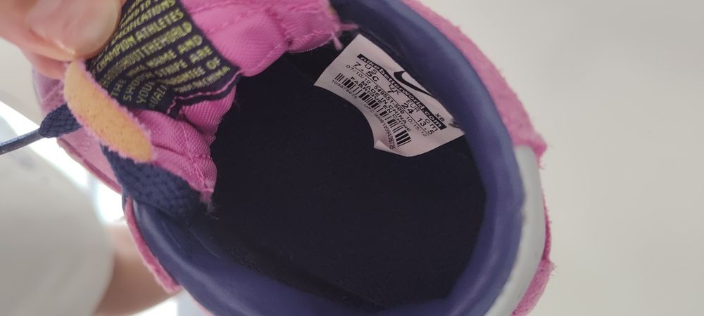 Teniși înalți Nike 24