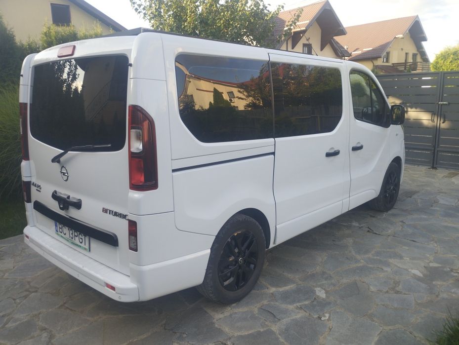 Schimb camper Opel Vivaro multivan