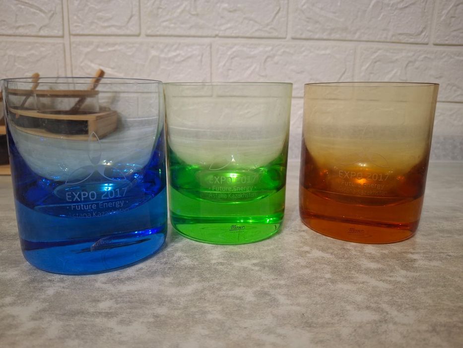 Продам стаканы коллекционное