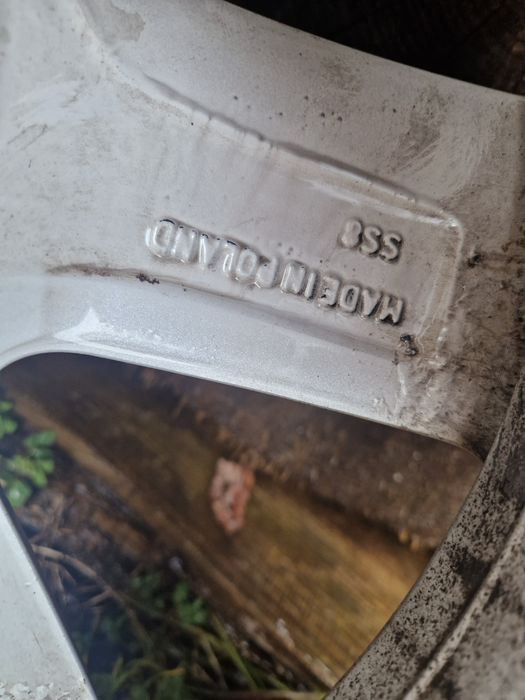 Джанти със зимни гуми за Ауди 225/50/17