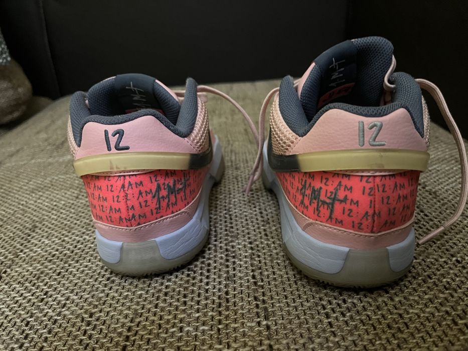 Ja morant 1 ……….