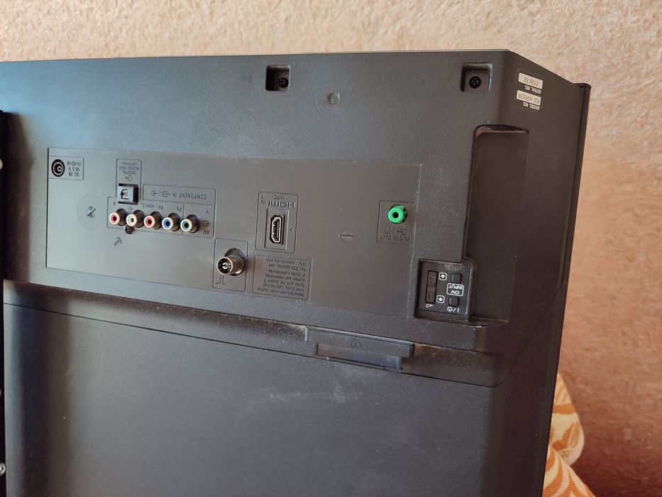 Телевизор Sony model KDL-40R3538