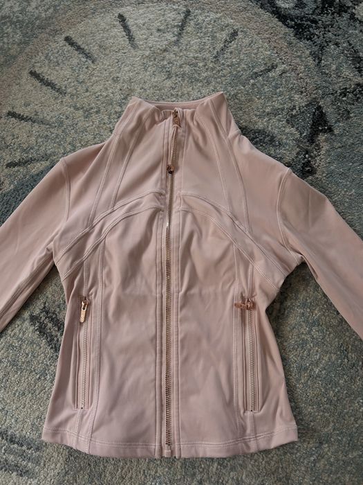 Bluza Lululemon.