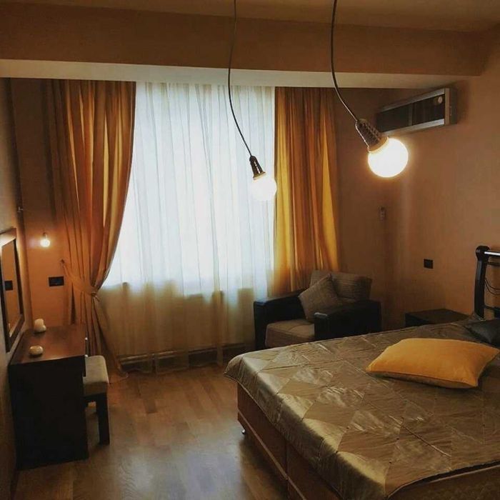 Дава се под наем Тристаен апартамент в Пловдив, Христо Смирненски - 120 кв.м за 398.82 € - Снимка #5