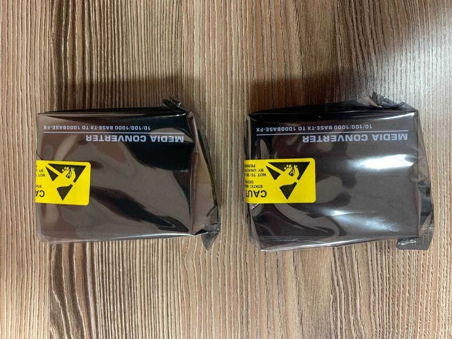 Медиаконвертер  (10/100/1000M SF-20KM Media Converter)