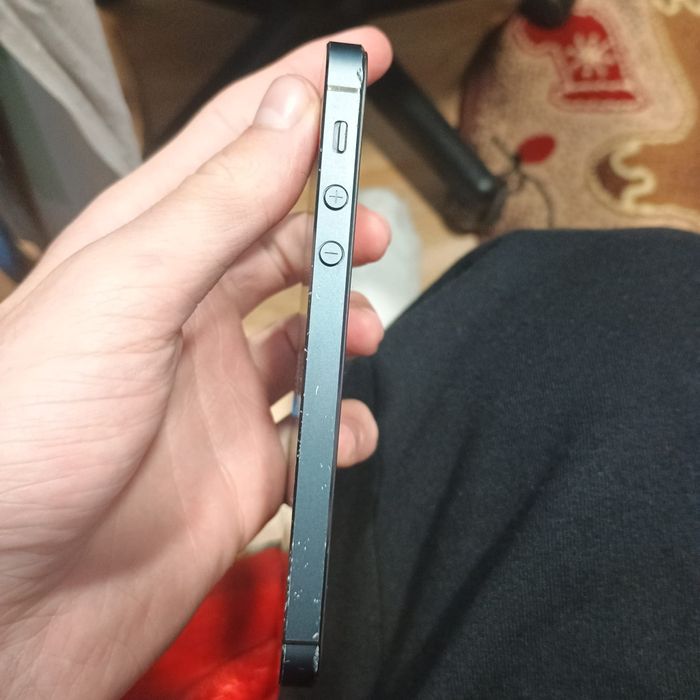 Vand iPhone 5 in stare buna