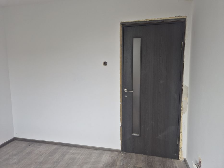 Apartament 3 camere, renovat,  Darmanesti