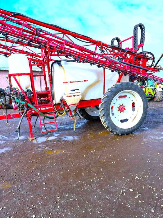 Met erbicidat Hardi Scan 4000 litri cu 28 m an 2018 Amazone Kuhn Rau