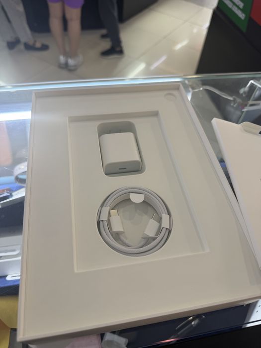 Ipad A 16 в отличном состояини
