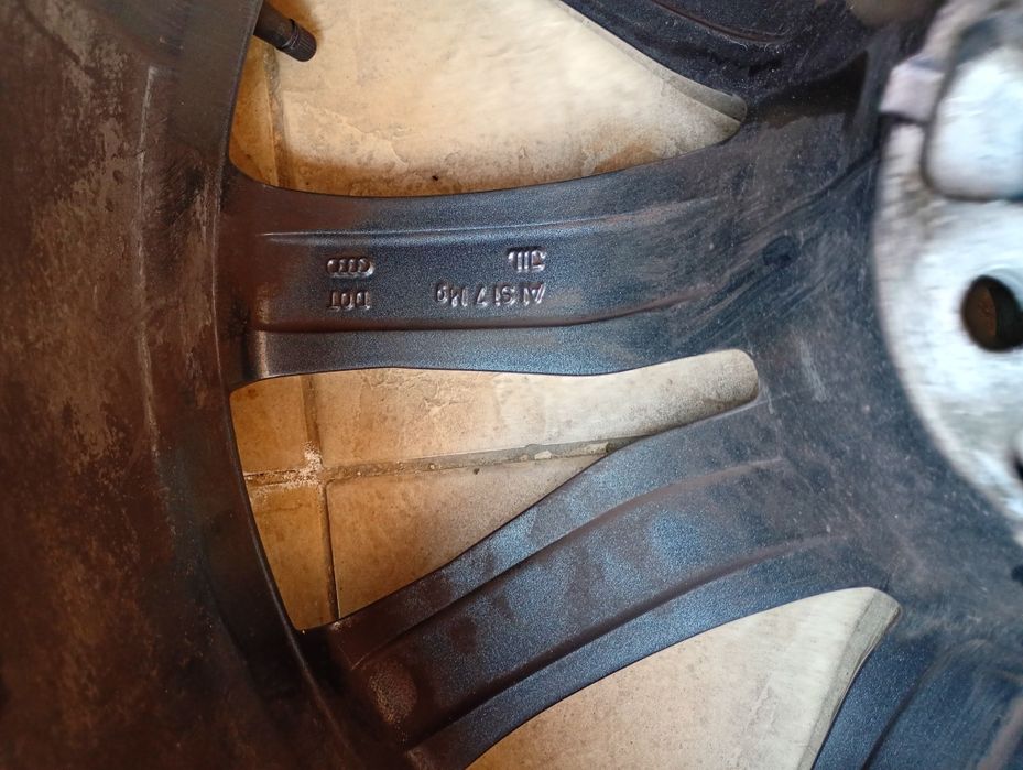 Janta audi Q8 r21 cod 4m8601025G