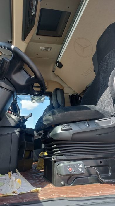 Mercedes Actros Giga Space MP4  1845 euro 6