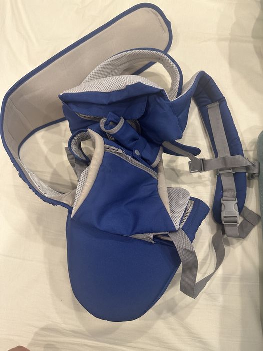 Эргорюкзак в темно-синем цвете