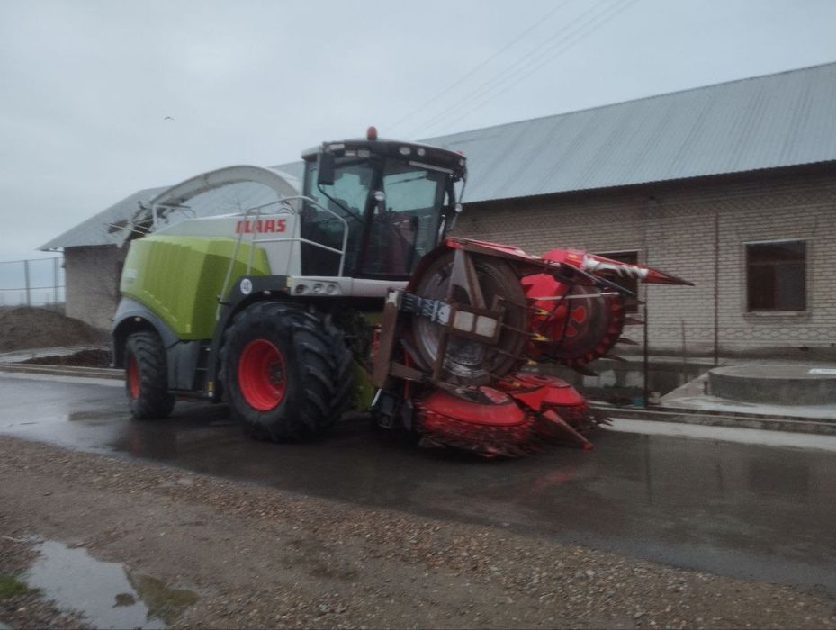 Yaguar Kombayin sotiladi.