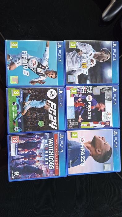 Vind ps4 500gb stare buna cu 2 controler si toate jocurile