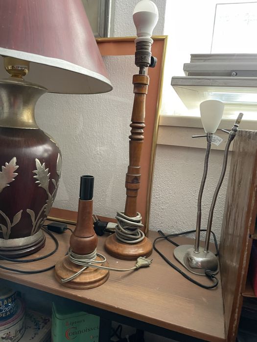 Настолни осветителни тела Ламби