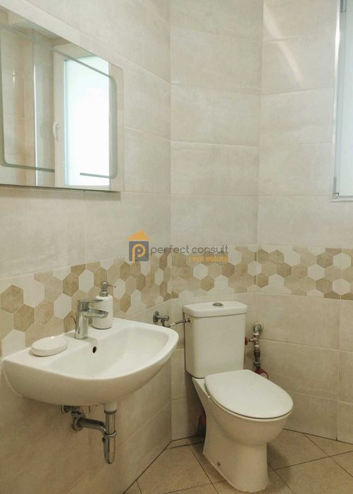 Дава се под наем Тристаен апартамент в Пловдив, Център - 110 кв.м за 1350 € - Снимка #10